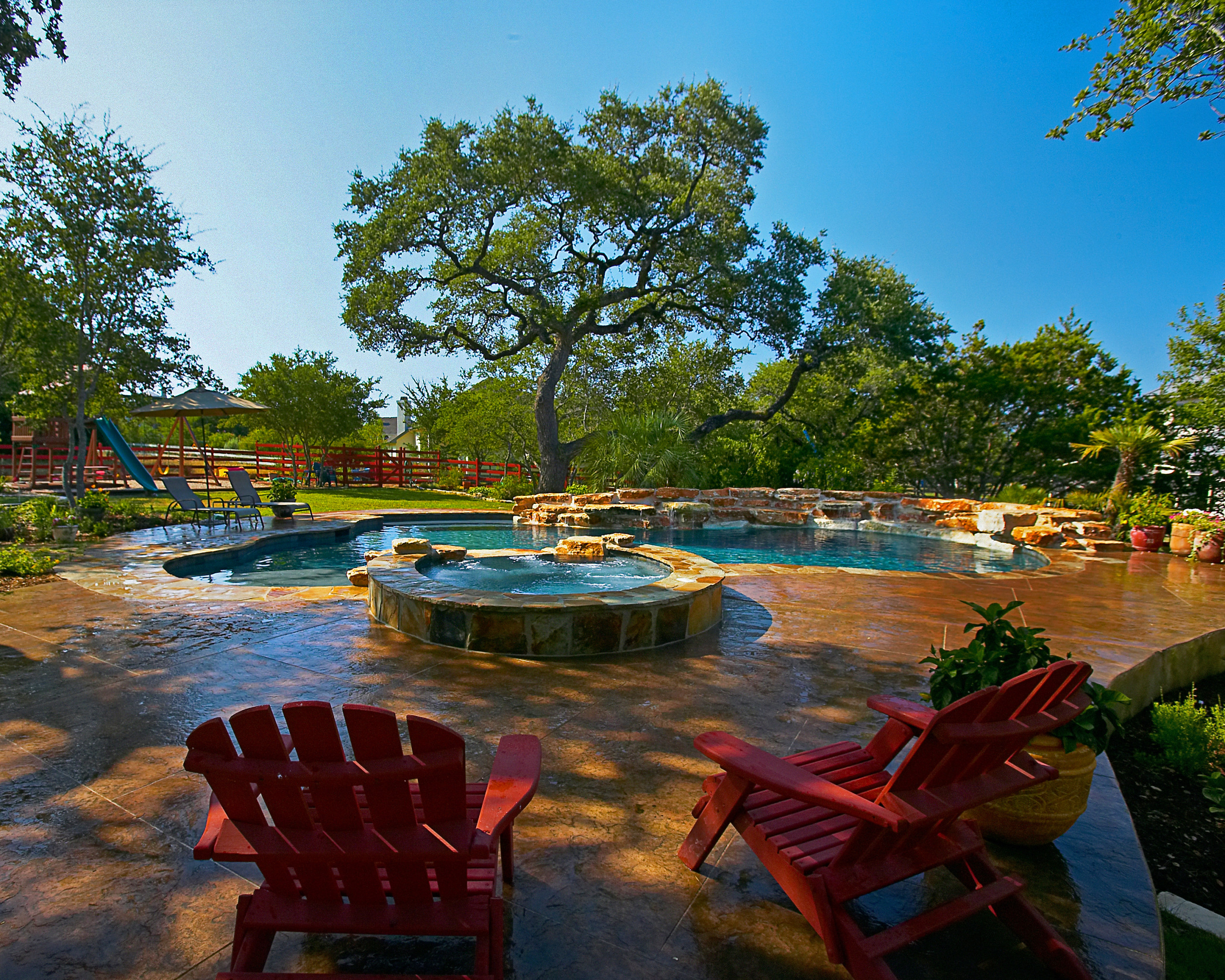Fair Oaks Ranch, Texas Natural Pool, Spa, Pool House and Pool Deck