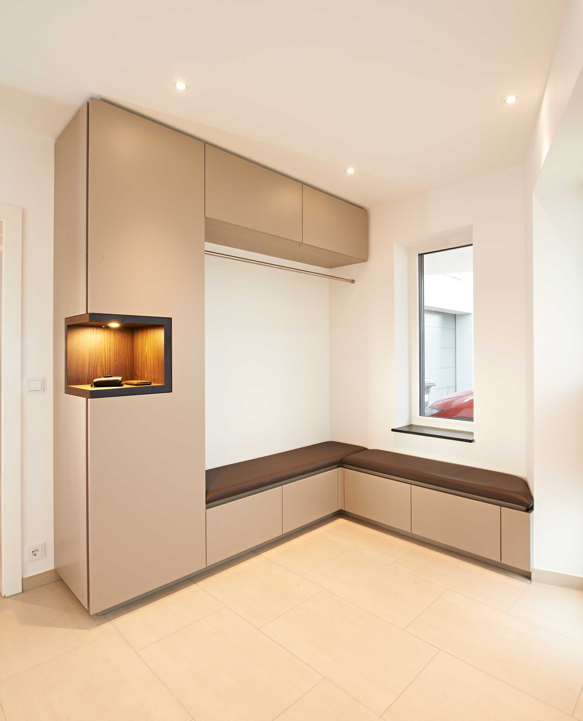 beige tapeten kombinationen wohnzimmer Tapete Moabi von Marburg aus der Kollektion Travertino Gold