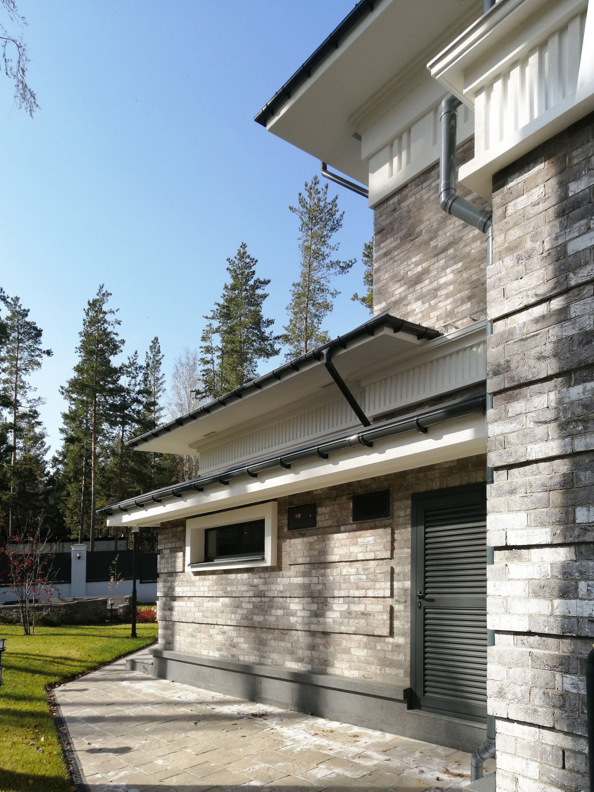 Частный жилой дом