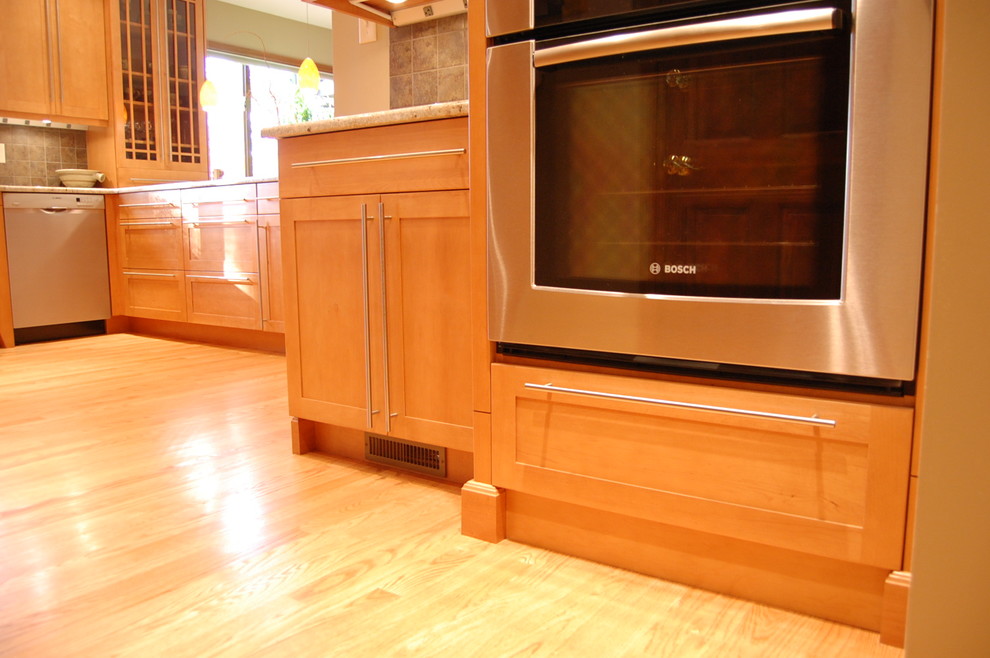 Inspiration for a transitional kitchen remodel in Wilmington