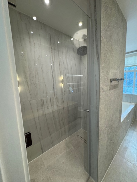 Full refurbishment works of high-end flat (x5 Bedrooms)at high street kensignton