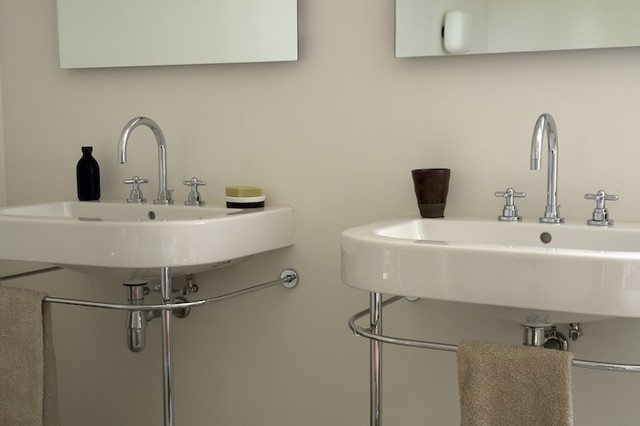 Bathroom contemporary-badrum