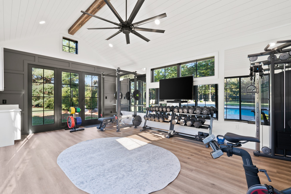 Inspiration for a transitional home gym in DC Metro.