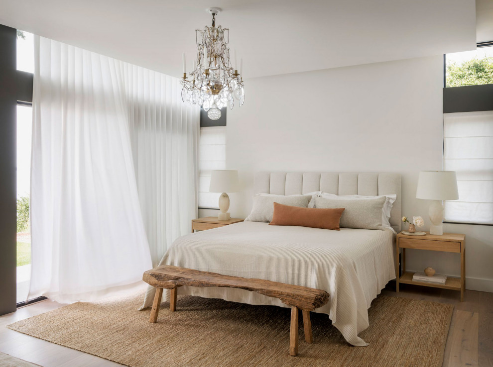 Bedroom - contemporary bedroom idea in Seattle