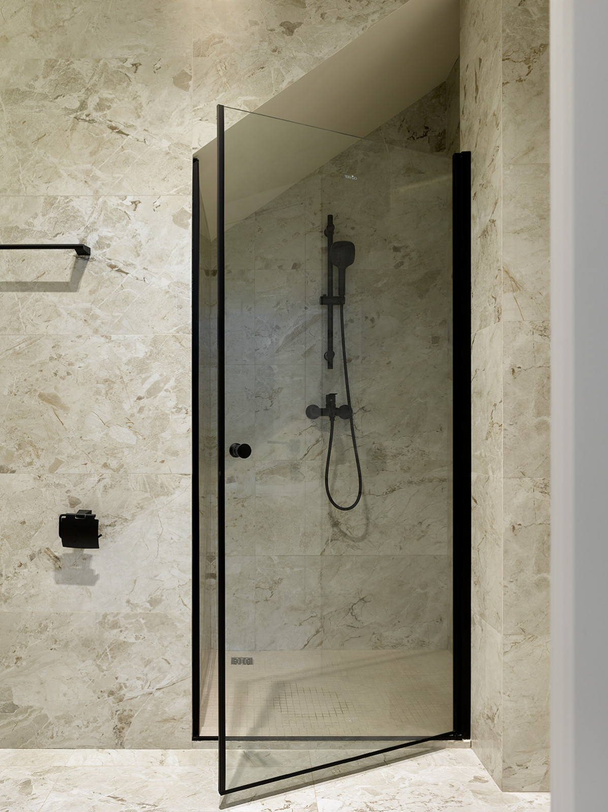 Вино и море