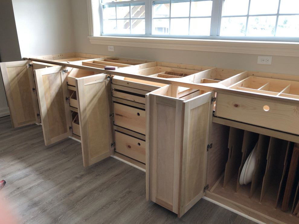Inspiration for a transitional home design remodel in Chicago
