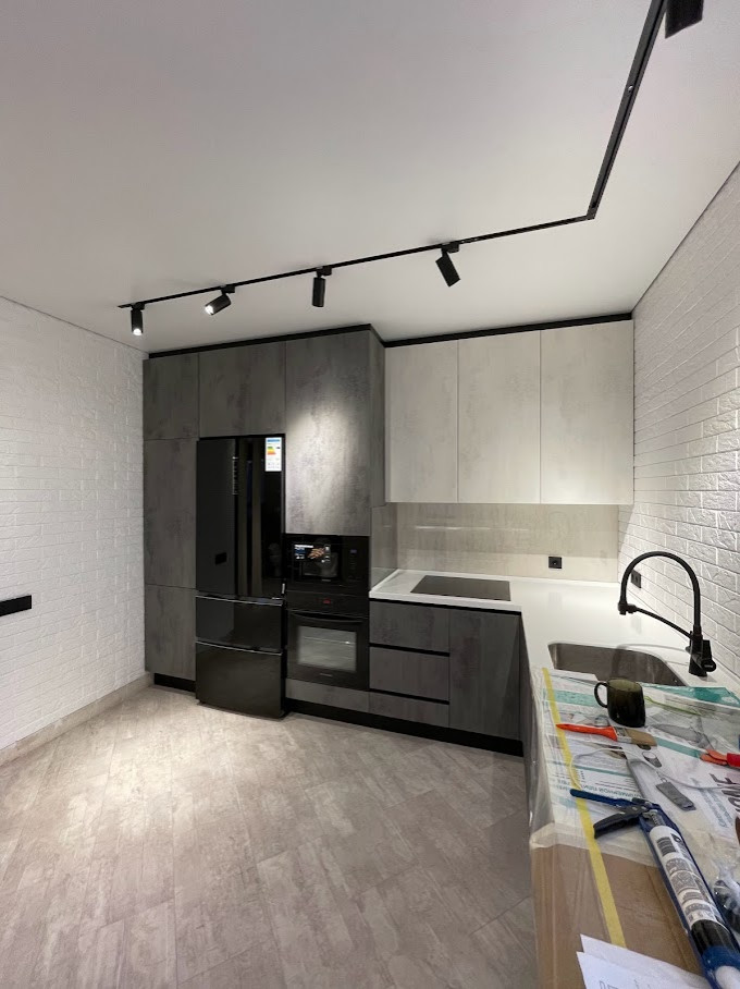 Теневые потолки на Серафимовича