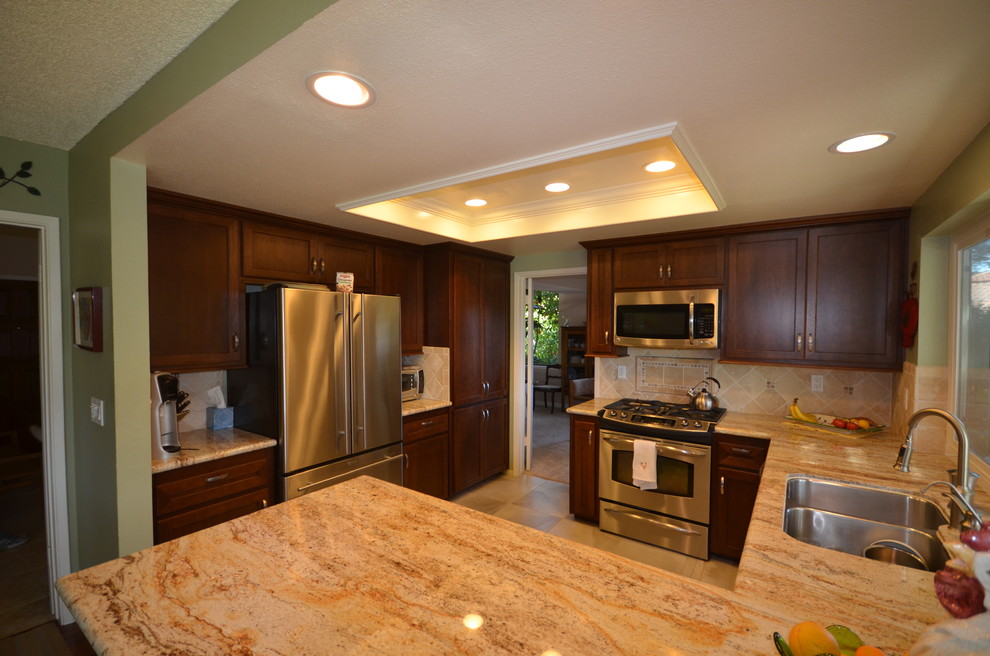 Design ideas for a mid-sized contemporary kitchen in Santa Barbara.