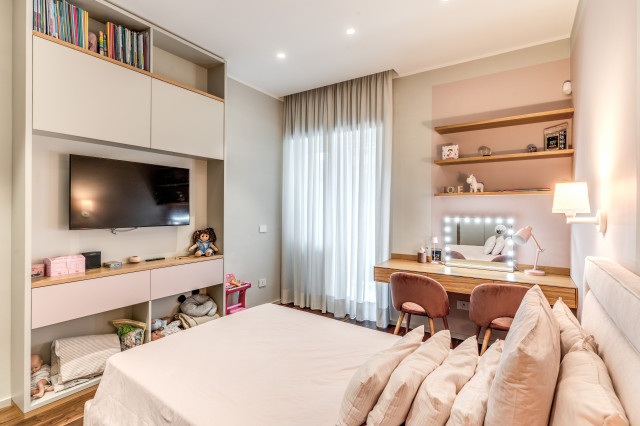 MADESIMO modern-bedroom