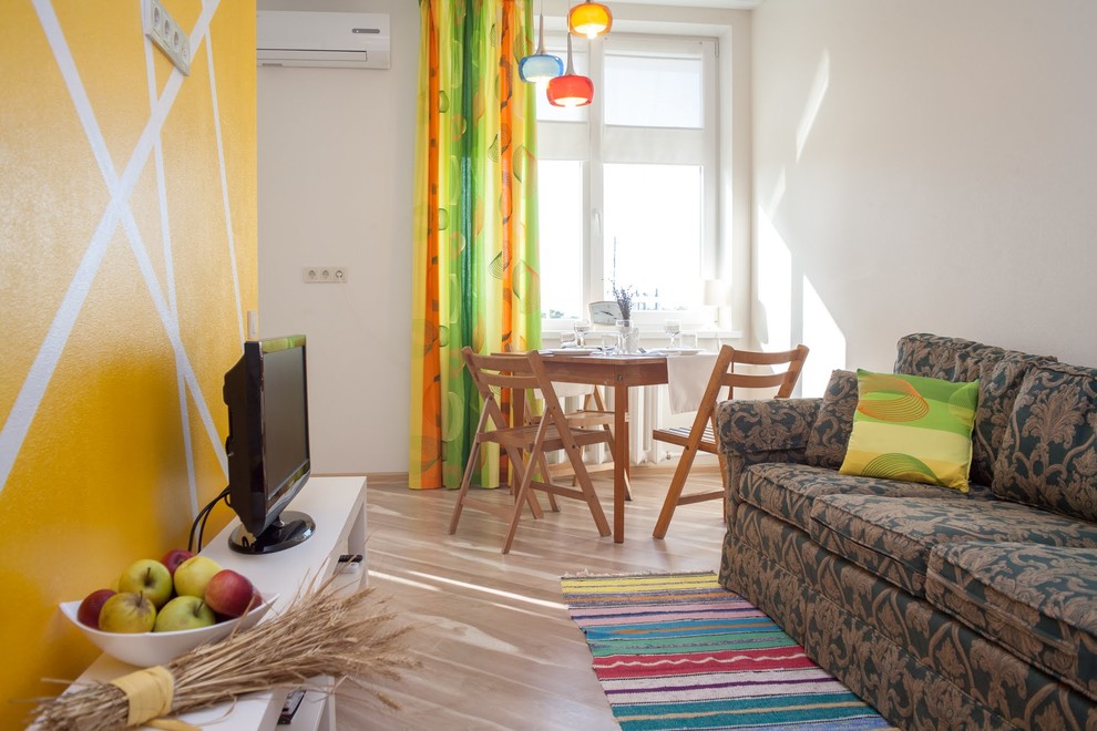 "Немного солнца"