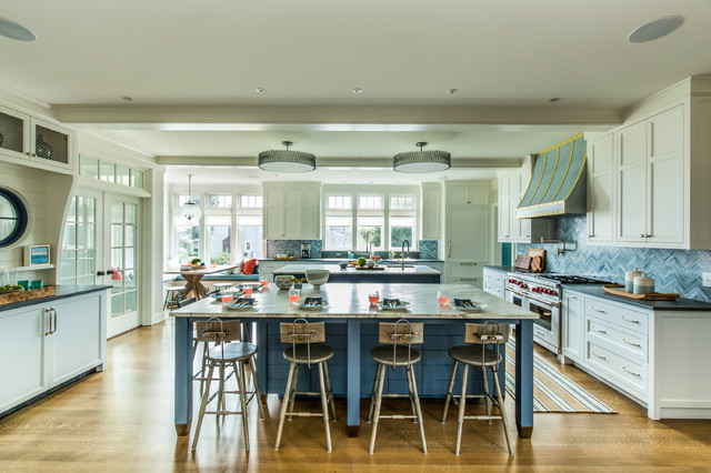 Beach Style Kitchen maritim-kueche