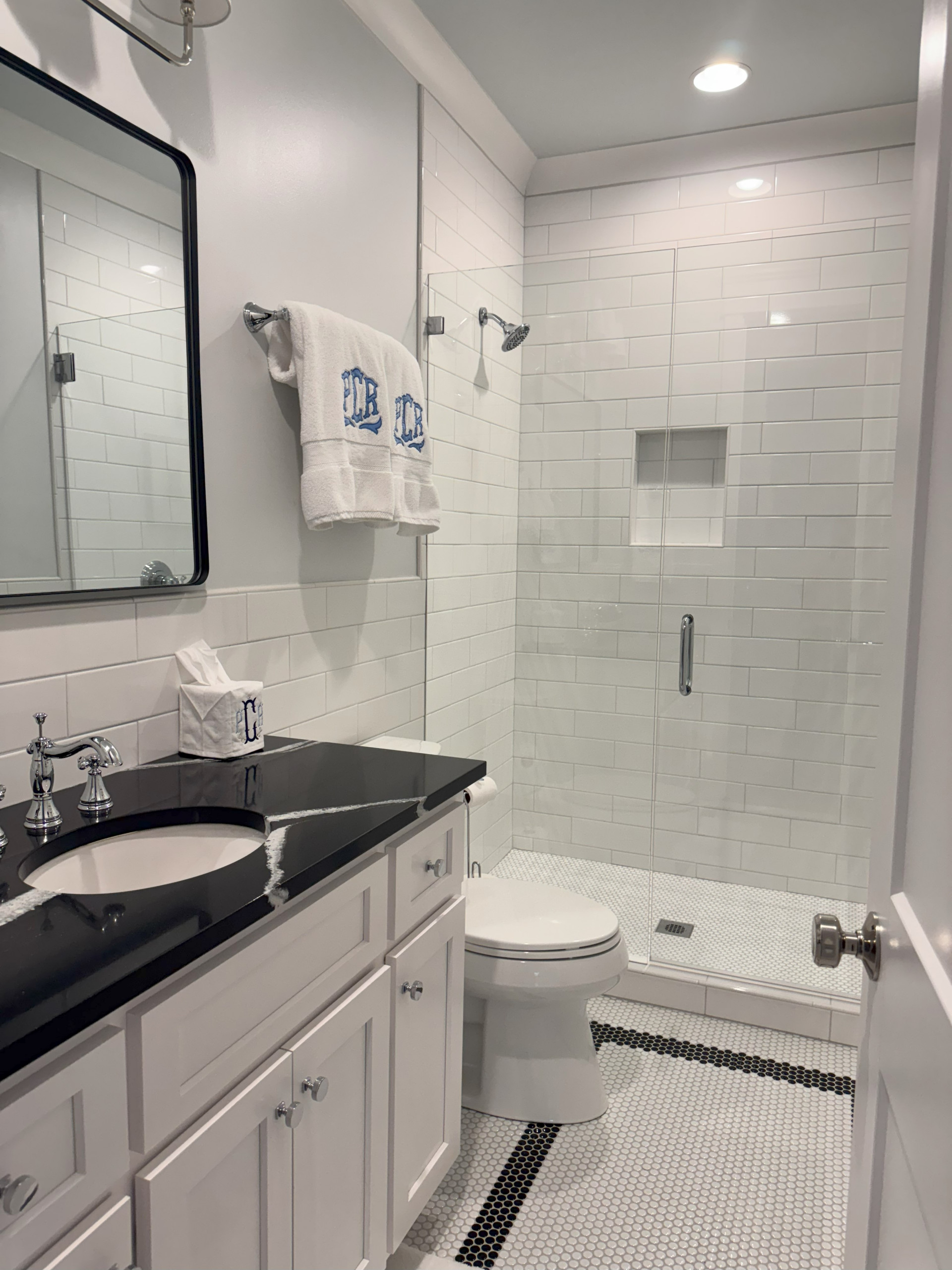 Bathroom - coastal bathroom idea in Birmingham