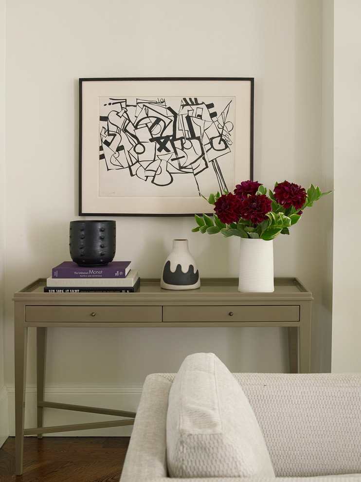 Brooklyn Heights Townhouse - Full-scale interior design, architectural consultation, kitchen design, bath design, furnishings selection and project management for a historic townhouse located in the historical Brooklyn Heights neighborhood. Project featured in Architectural Digest (AD). 

Read the full article here:
 <a rel="nofollow noopener" target="_blank" href="https://www.architecturaldigest.com/story/historic-brooklyn-townhouse-where-subtlety-is-everything">https://www.architecturaldigest.com/story/historic-brooklyn-townhouse-where-subtlety-is-everything</a>

Photo by: Tria Giovan