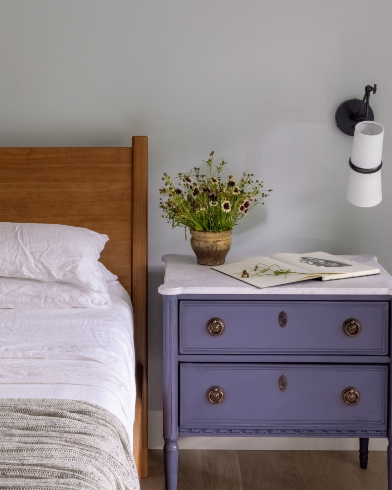 Example of a mid-sized classic guest dark wood floor bedroom design in Seattle with gray walls