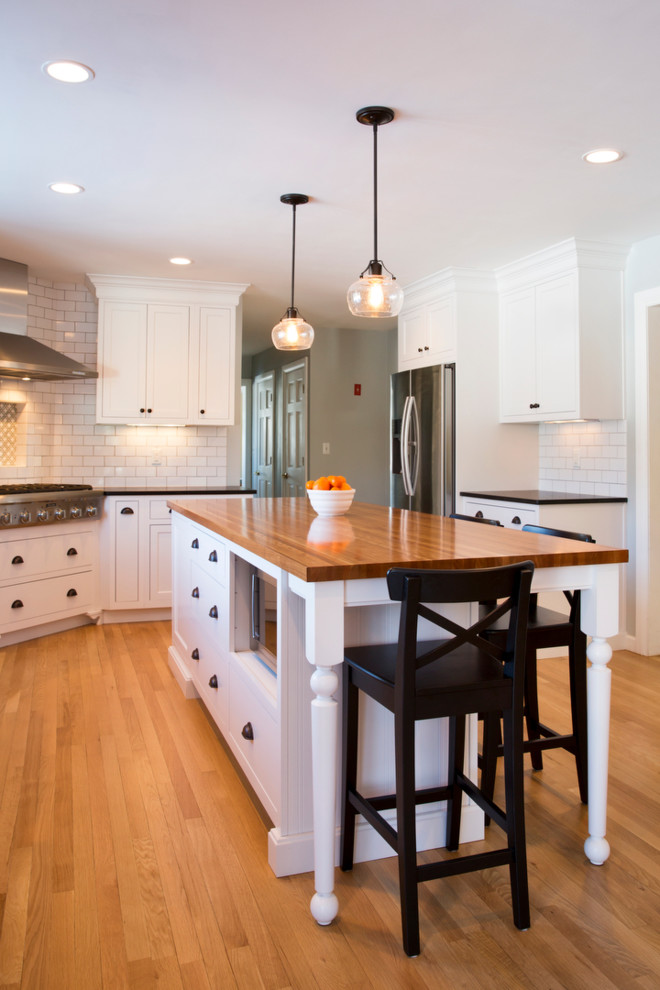 Example of a transitional kitchen design in Boston