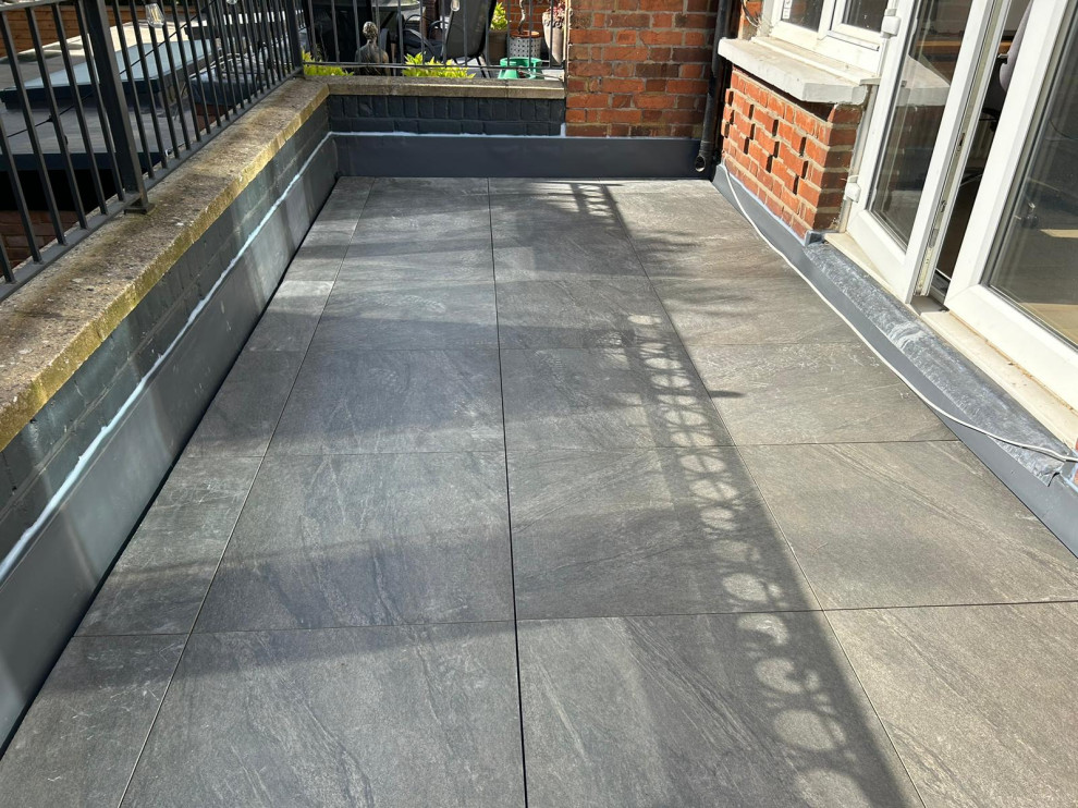 Example of a deck design in London