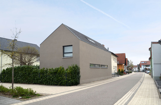 Haus WR contemporaneo-facciata