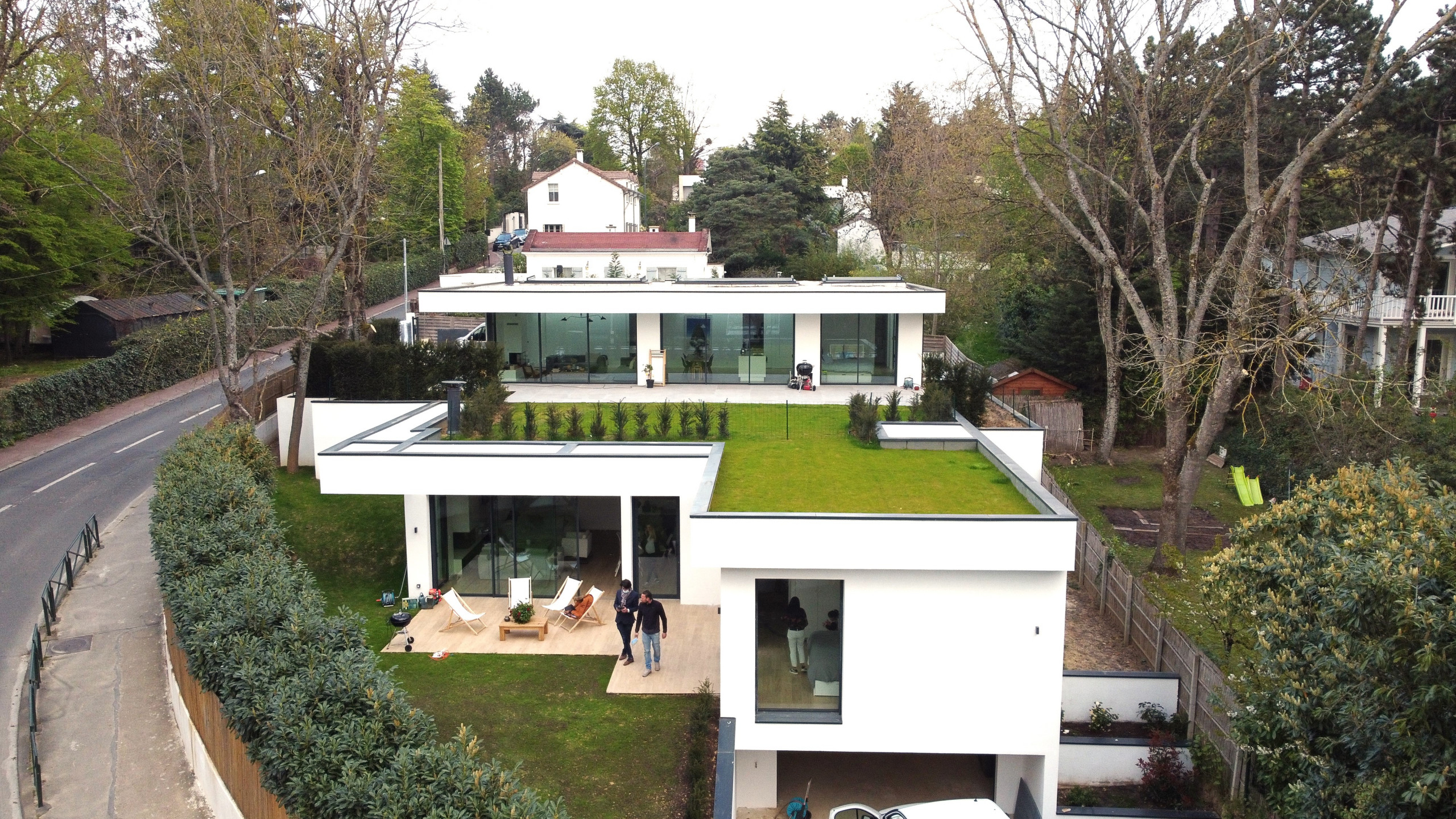 48 HR - Construction de 2 maisons - L'art de la pente