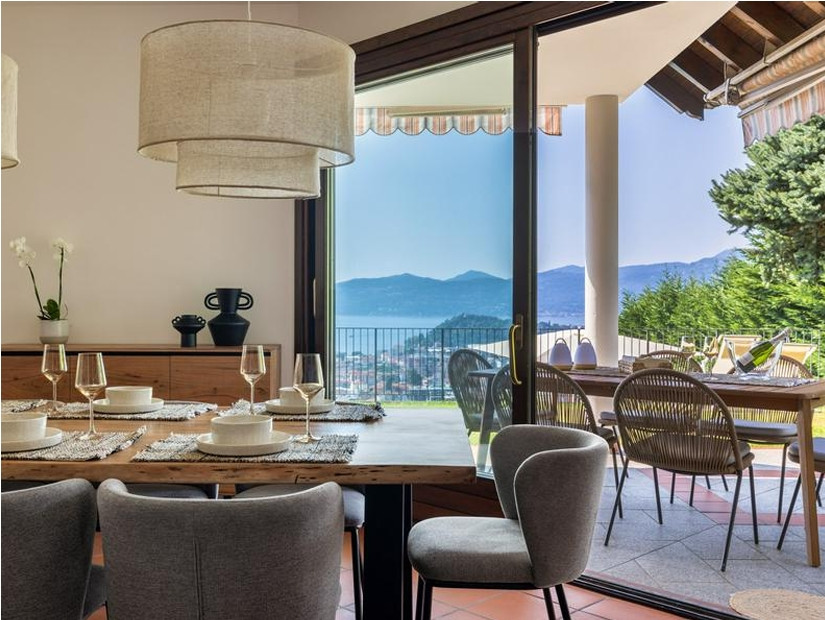 Casa sul lago Maggiore | 300 MQ