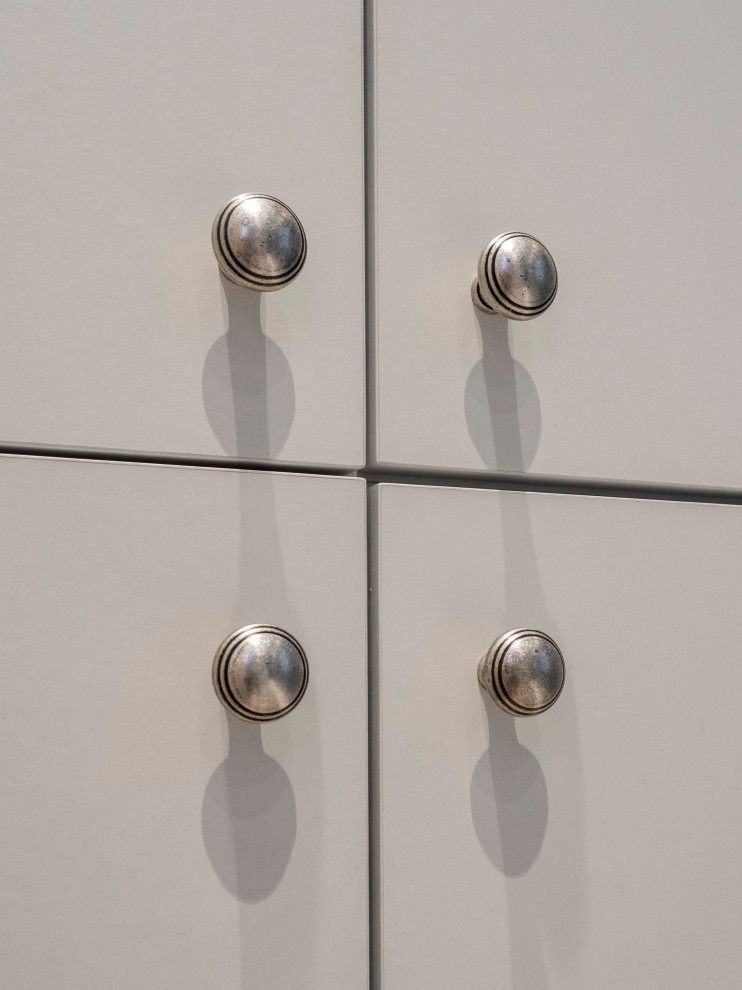 Комплексная меблировка квартиры в неоклассическом стиле