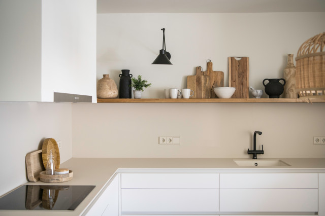 REFORMA INTEGRAL, PLATJA D&acute;ARO coastal-kitchen