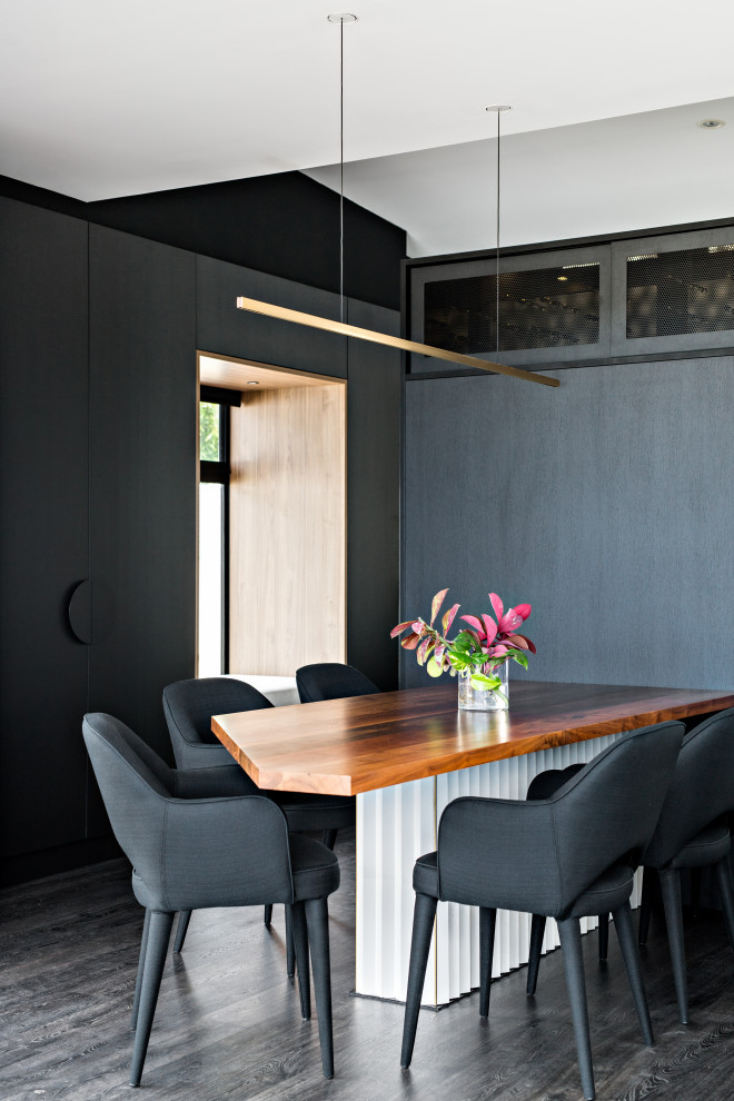 Inspiration for a modern dining room in Wollongong.