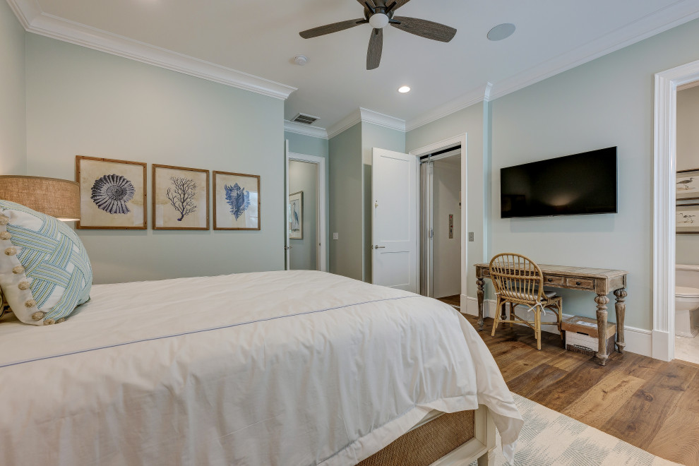 Guest Bedroom, overview