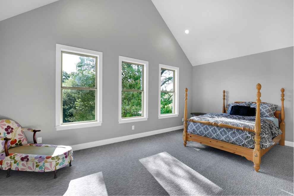 Home design - transitional home design idea