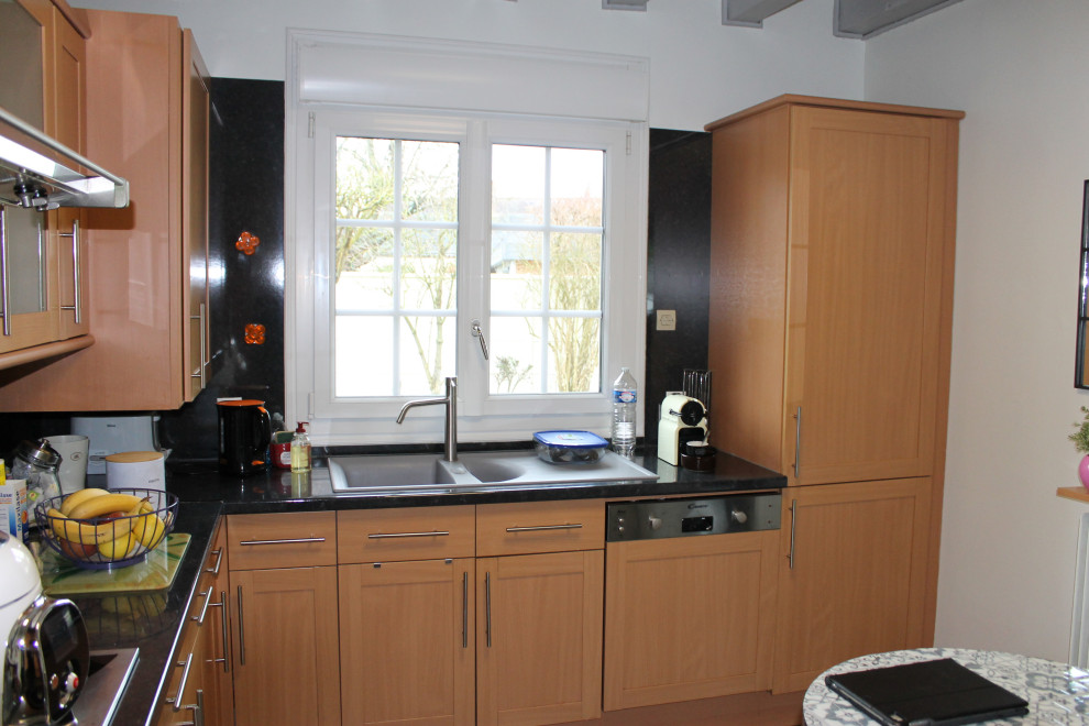 Rénovation complète d'une cuisine, abattement d'un mur porteur