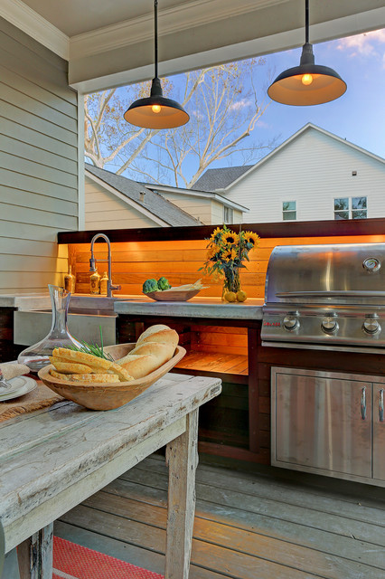 IPE Outdoor kitchen clasico-renovado-terraza-y-balcon