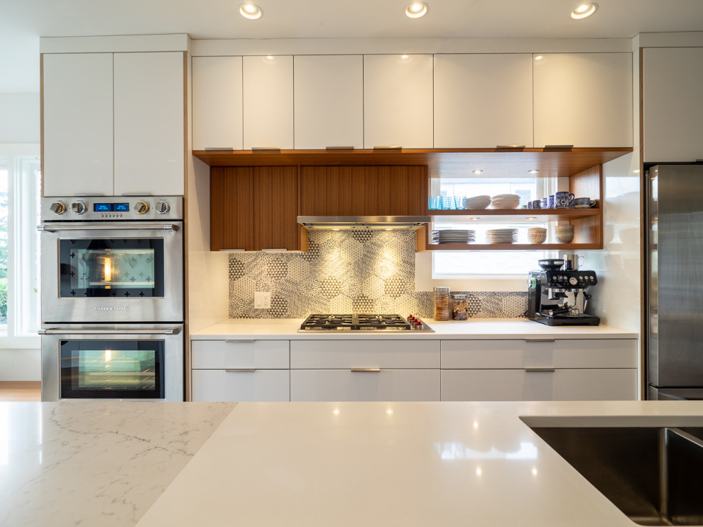 Inspiration for a mid-sized transitional galley kitchen remodel in Vancouver