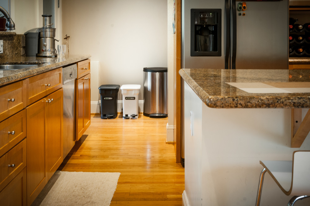 Kitchen - kitchen idea in Denver