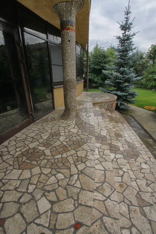 Дом-"Осьминог"