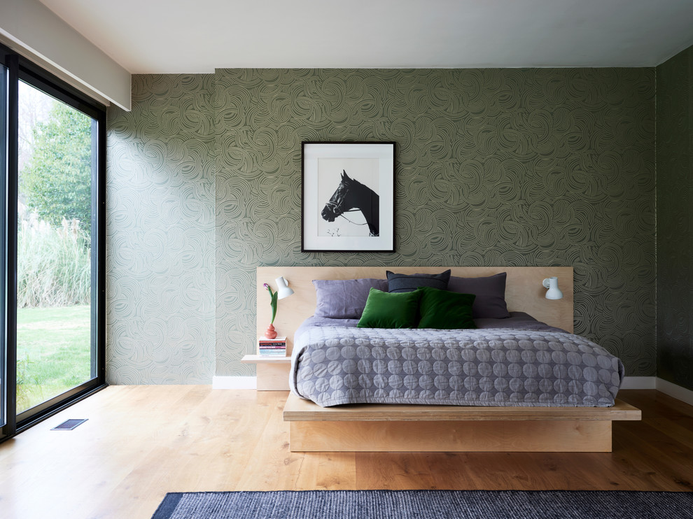 Farrow&Ball Metallic Wallpapers at Manders