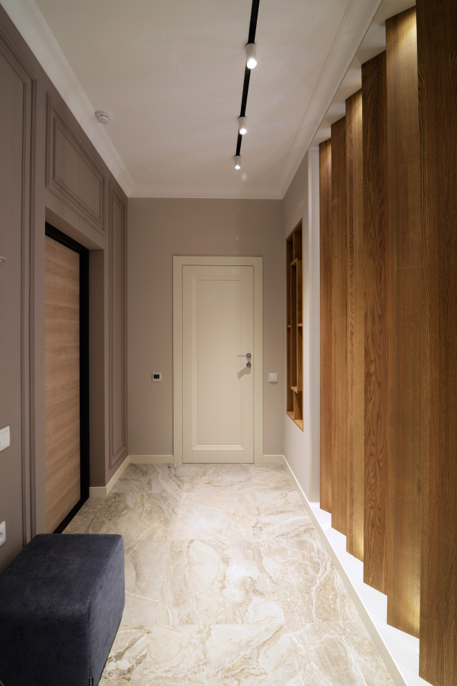 Небольшая квартира в неоклассическом стиле