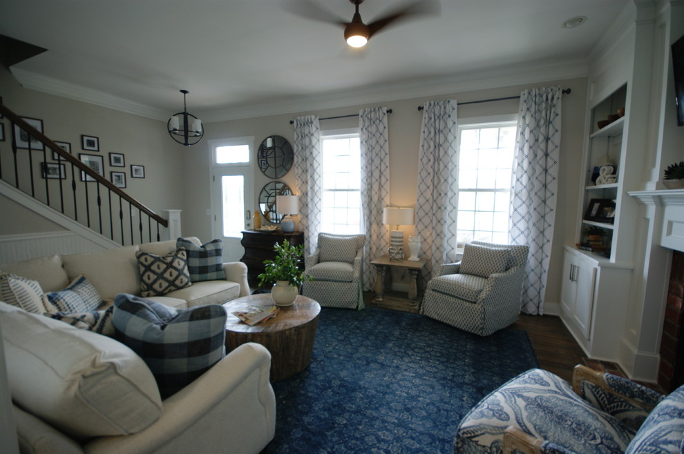 Photo of a transitional family room in Atlanta.