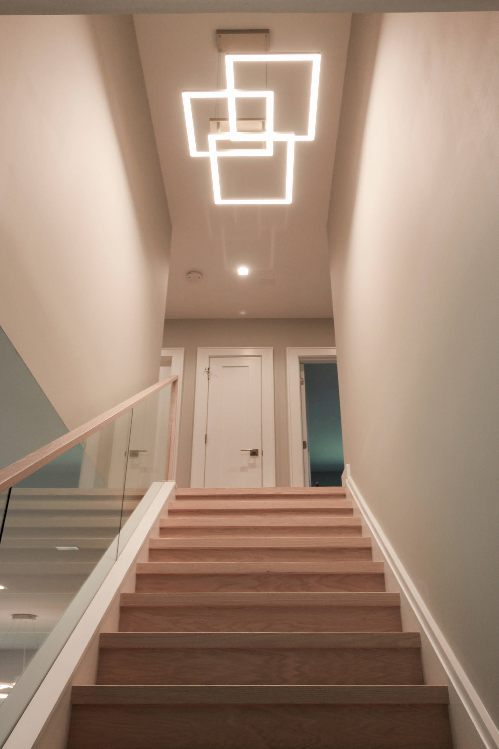60_Contemporary Oak Staircase with Frame-less Glass Balustrade, Arlington, VA 22