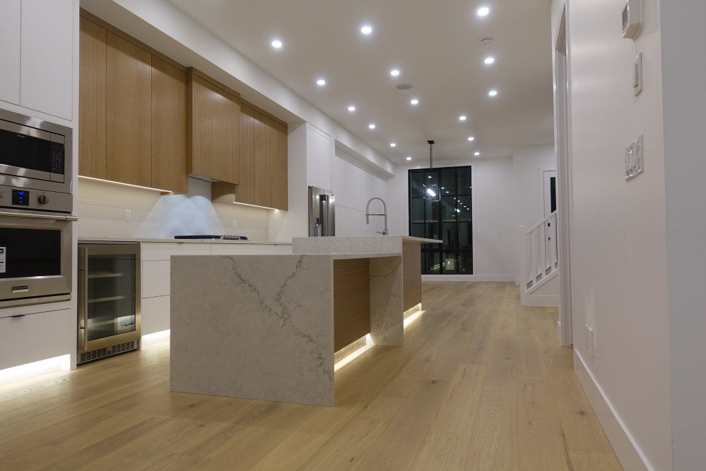 Home design - transitional home design idea in Calgary