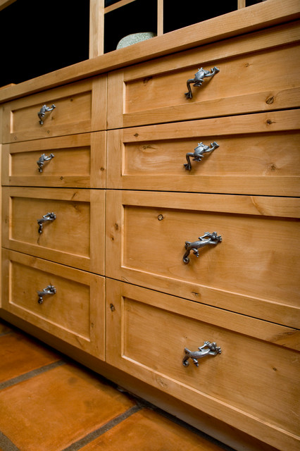 Garden Oasis Custom Drawer Pulls Eclectic Closet Santa