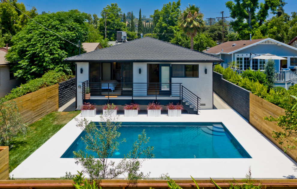 Range View Ave.