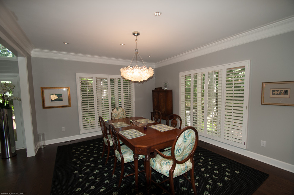 Dining room - transitional dining room idea