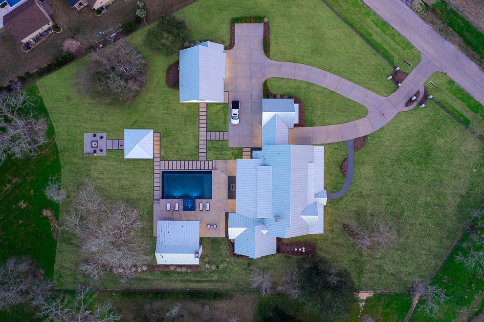 Farmhouse - Farmhouse - Houston - by Fairmont Homes | Houzz