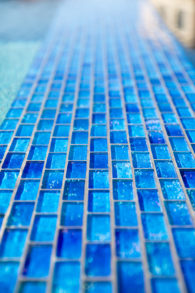 Example of a transitional pool design in Orange County