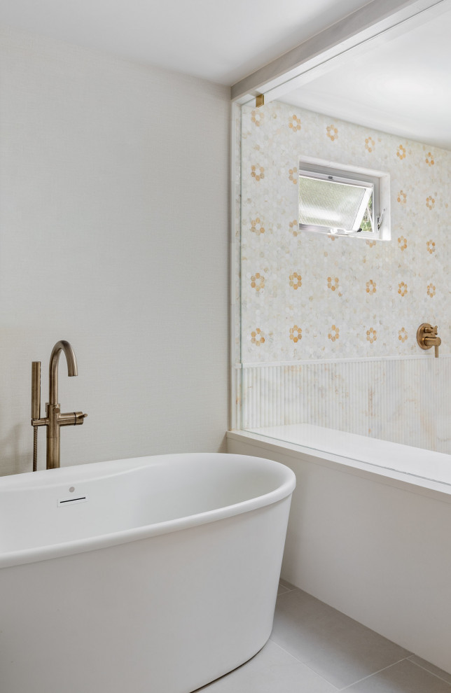 Freestanding Soaking Tub