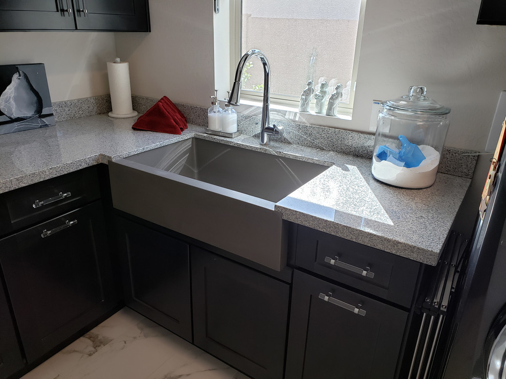 Inspiration for a transitional home design remodel in Phoenix