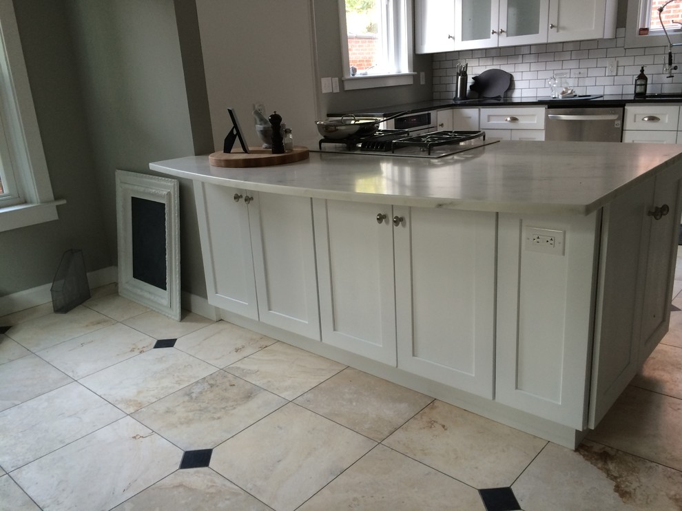 Inspiration for a transitional kitchen remodel in St Louis