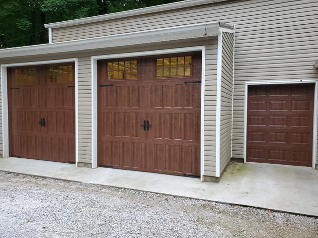 Steel Garage Door Ideas From ProLift Garage Doors of St. Louis - Кантри .