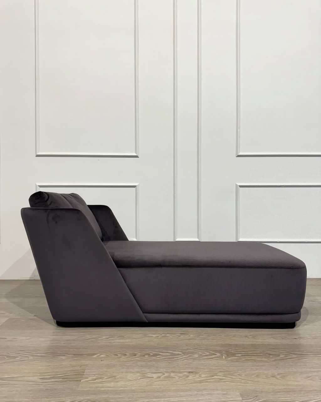 Кресла и пуфы HOMESTER