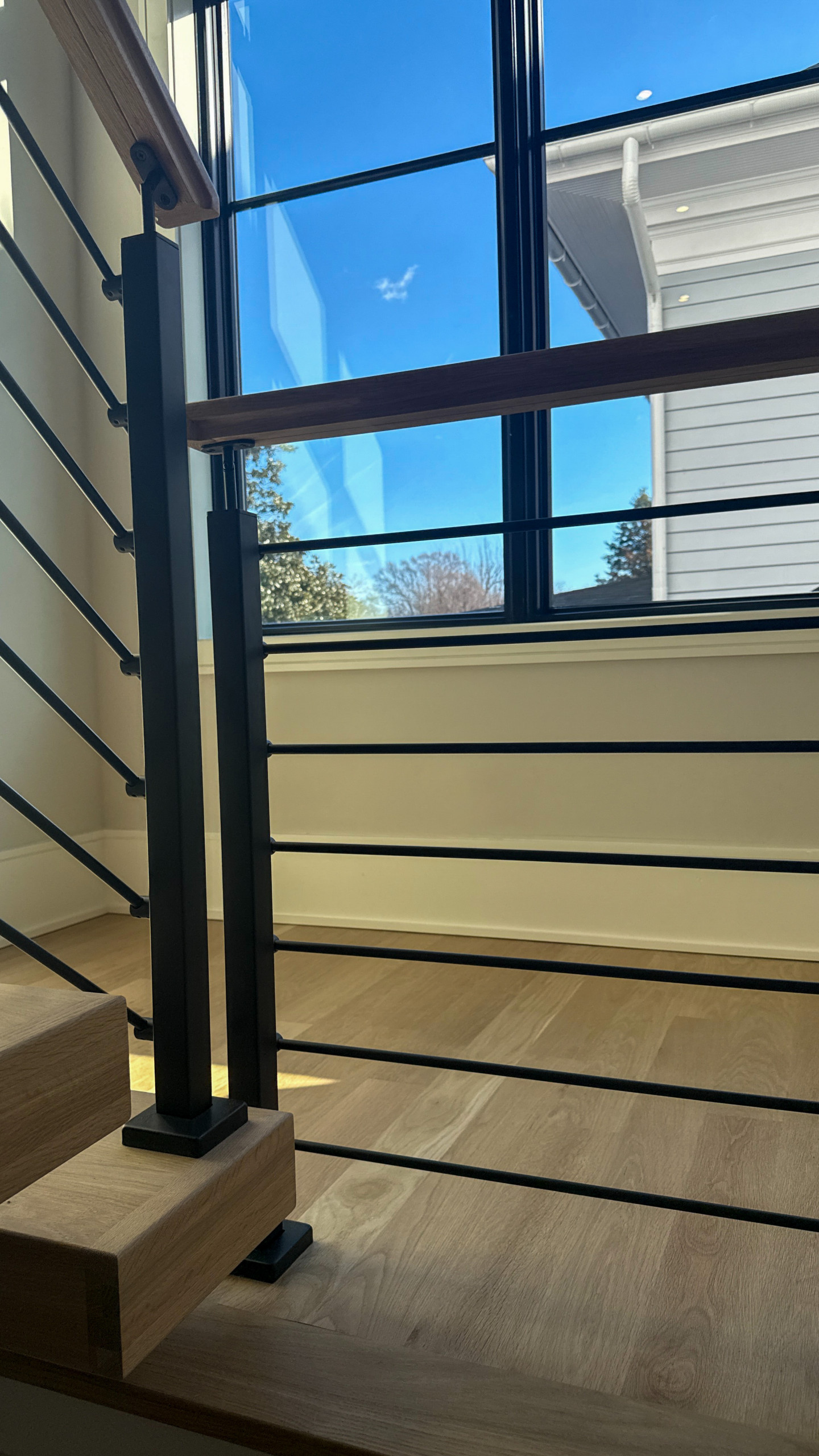 Project #147 | Modern Staircase with Seattle Style Stringer