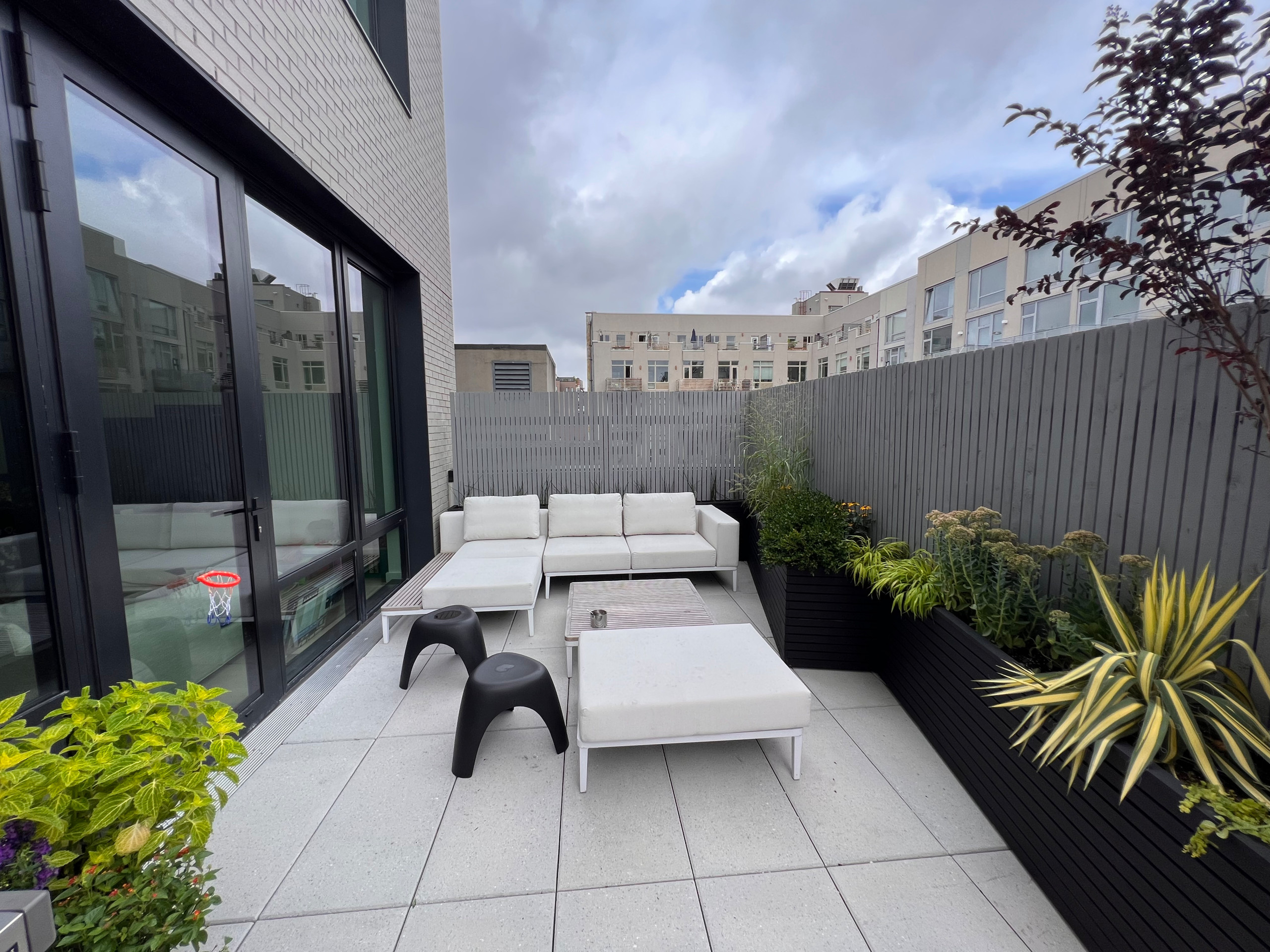 Williamsburg Kid Friendly Terrace